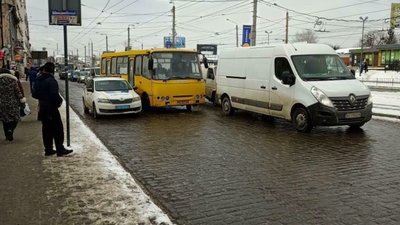 У Львові на Привокзальній сталась ДТП (ФОТО)
