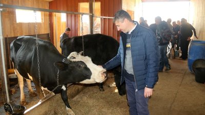 На Львівщині відкрили сімейну молочну ферму (ФОТОРЕПОРТАЖ)