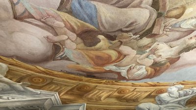 У Львові завершують реставрацію старовинних фресок у Гарнізонному храмі