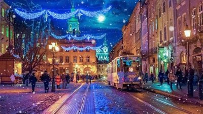 У Львові пасажирів трамваю зігріватимуть колядками