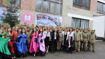 Творчий десант з Жовківського району відвідав Яворівський полігон (ФОТО)
