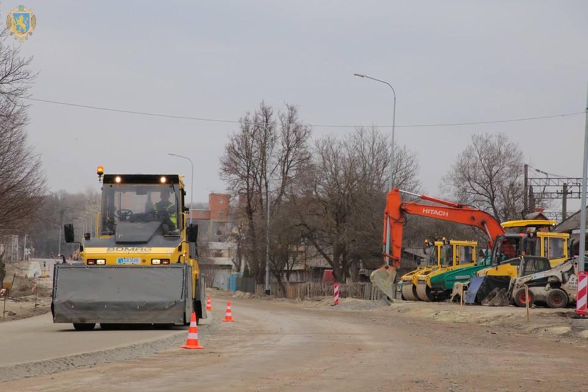 Гройсман оглянув ремонт автомобільної дороги "Львів-Пустомити-Меденичі". Фото прес-служба ЛОДА