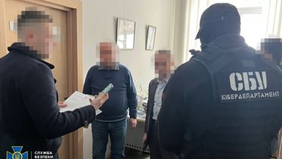СБУ повідомила про підозру посадовцям, які незаконно змінювали дані в державній електронній системі у галузі будівництва