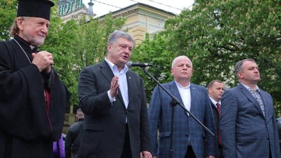 Порошенко запропонував Кремлю свій телеміст: ми - з українського Сімферополя, а росіяни - з Гаазького трибуналу