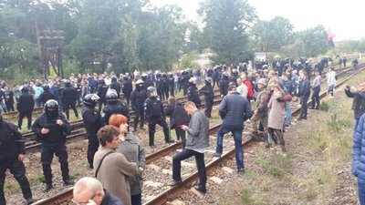 На Львівщині продовжується блокада вагонів з російським вугіллям