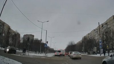 У Львові поліції пощастило домахатись до водія (ВІДЕО)