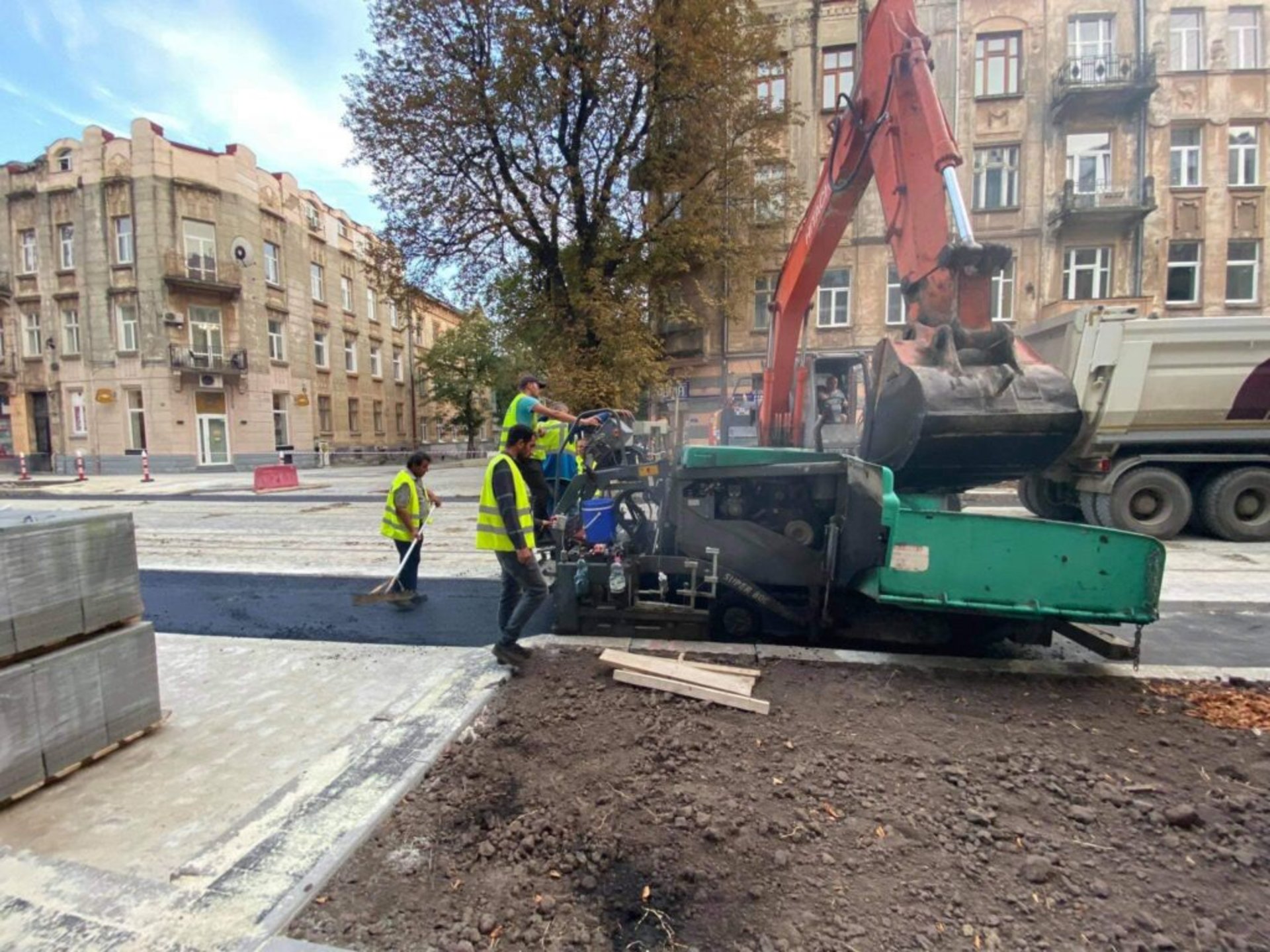 Вулиця Степана Бандери. Фото Зручне місто