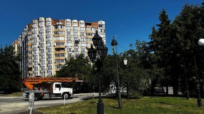 У Львові чиновникам під час війни побудували хідники