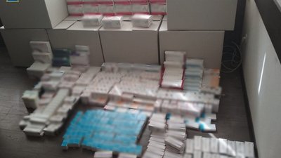 В Україні викрили велику партію підроблених експрес-тестів на коронавірус