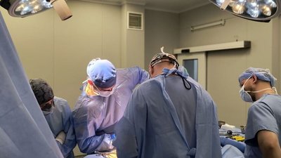 У Львові прооперували дитину зі сколіозом найвищого ступеня