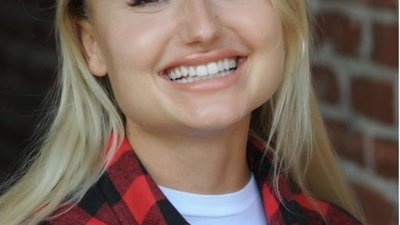 Жінка з Червонограда стала обличчям обкладинки американського глянцю (ФОТО)