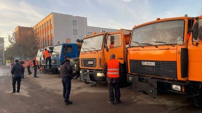 У Львові перевіряють готовність снігоприбиральної техніки