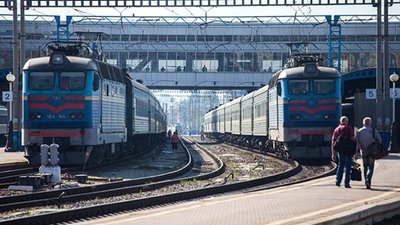 Поїзди Львівської залізниці тимчасово змінюють графік руху