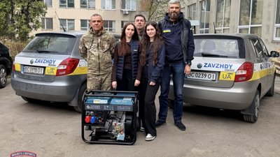 Зі Львова для військових передали дизельний генератор (ФОТО)