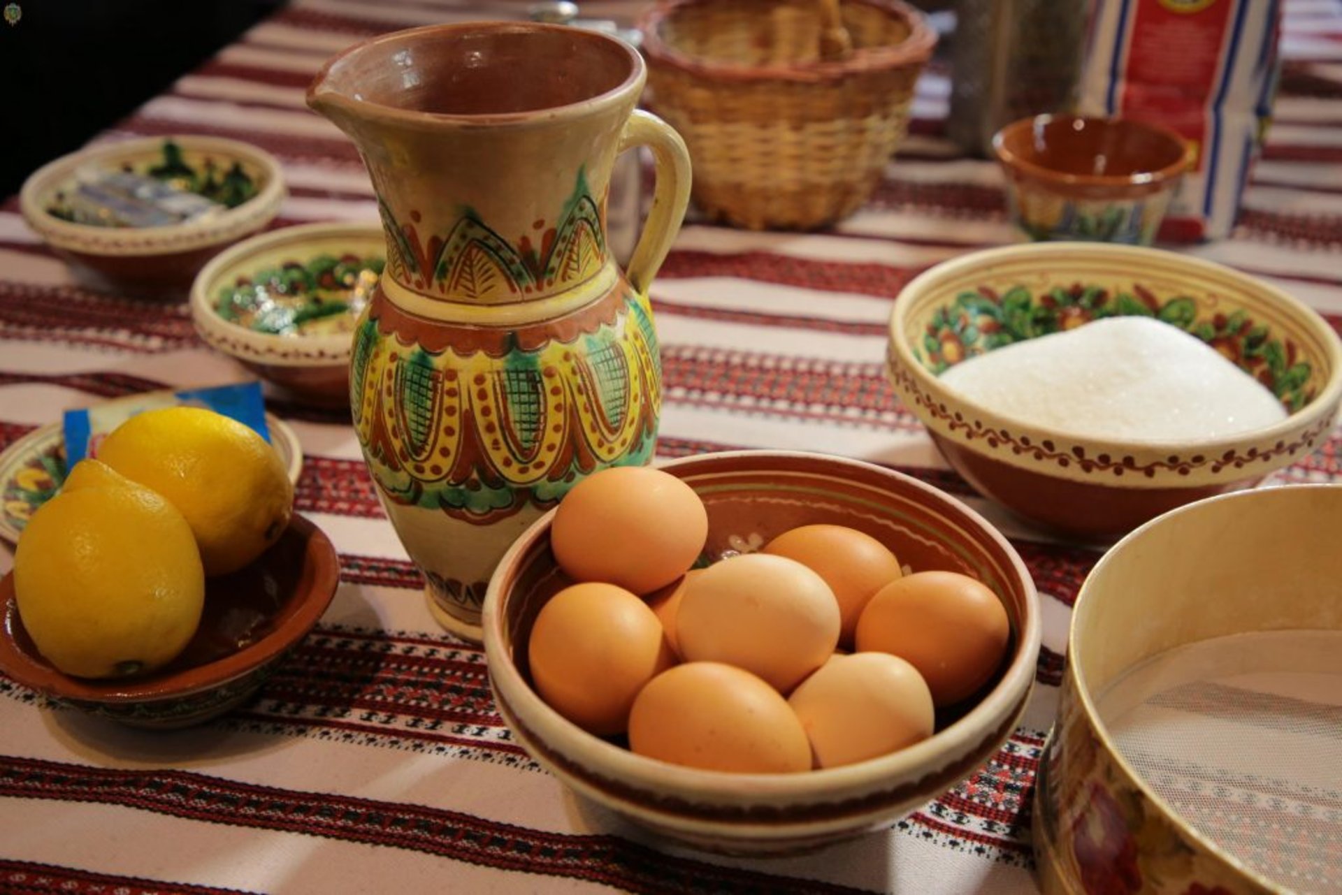 Як на Львівщині випікають паски для Захисників України