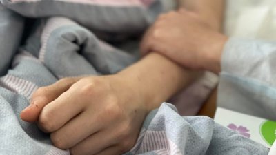 У Львові лікують 13-річного хлопця із Лисичанська, якому уламок снаряду пошкодив легеню