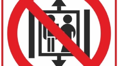 У Львові суди зупиняють роботу небезпечних ліфтів у житлових будинках