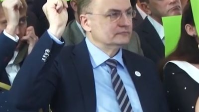 Про обіцянки Садового