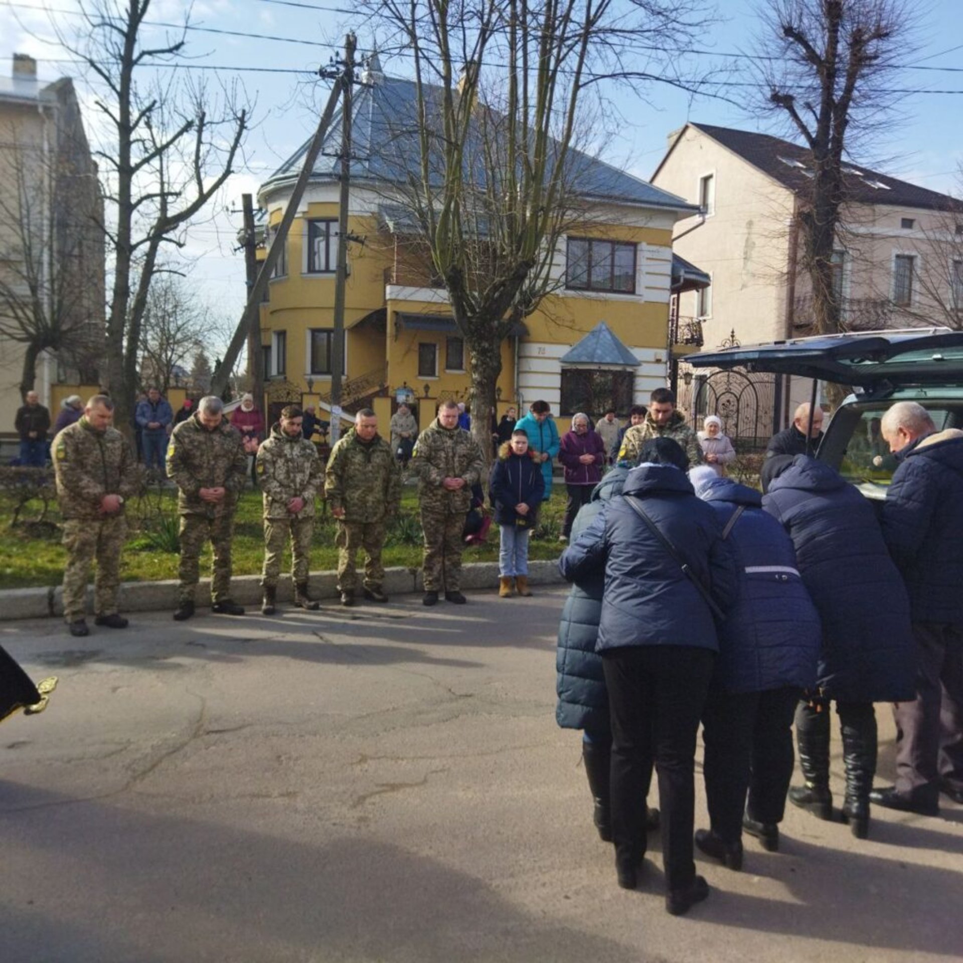 Сокальська громада зустріла тіло Романа Шпака, який загинув поблизу Бахмуту