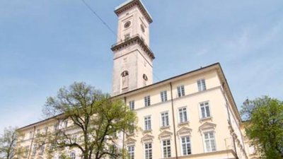 Львівський обласний контактний центр закликає місто розглянути протерміновані запити мешканців