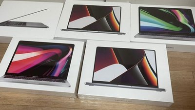 Львівська митниця збагатилась новенькими MacBook (ФОТО)