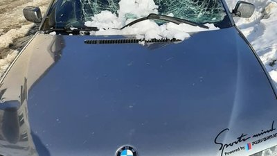 Мерія Львова просить водіїв не залишати автомобілі біля тротуарів