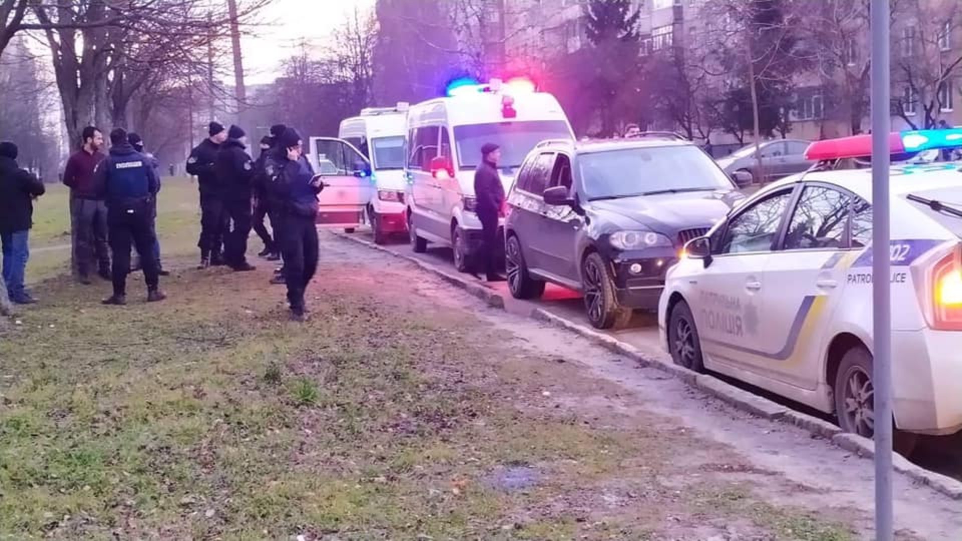 У Львові зі стріляниною викрали чоловіка, його уже визволили. Фото Варта-1