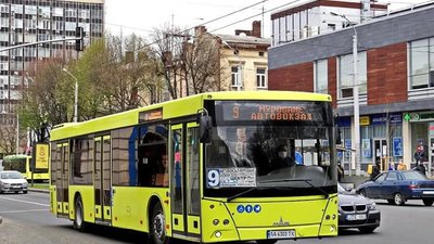 У Львові поскаржились на дивну поведінку водія маршрутки