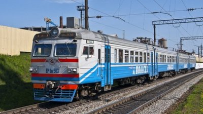 Електропоїзд насмерть переїхав чоловіка на Львівщині