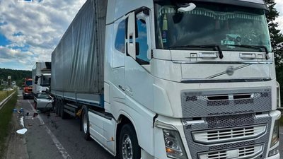 На трасі Київ — Чоп сталася потрійна ДТП (ФОТО)