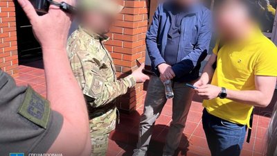 На Львівщині викрито масштабну схему закупівлі техніки для армії