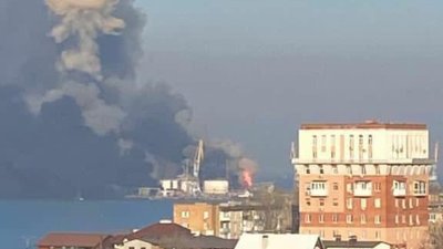 У Бердянську знищено десантний корабель окупантів