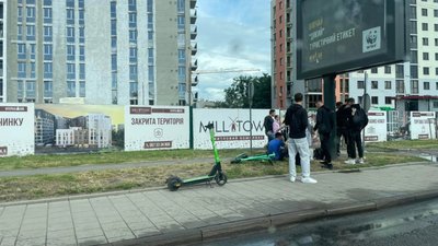 У Львові зіткнулися два водії електросамокатів