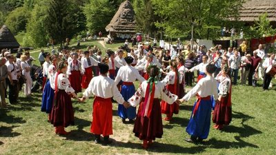 Порошенко їде до Львова: львів’ян запрошують зробити селфі з Президентом