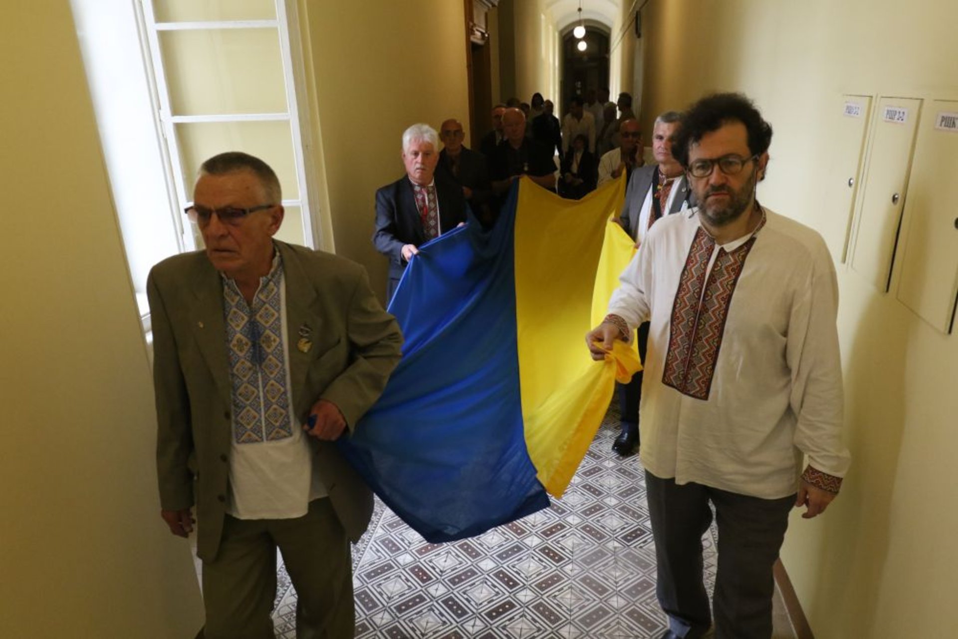 У Львівській міській раді відбулося урочисте засідання за участю депутатів 1-го демократичного скликання, фото ЛМР