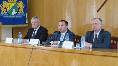 На Золочівщині для дітей-сиріт придбали 3 будинки та квартиру
