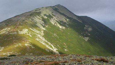 У Карпатах спустили з гори 55-річного львів’янина