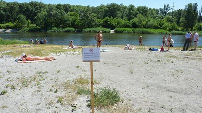Мешканців Львівщини попереджають про небезпеку стихійних пляжів