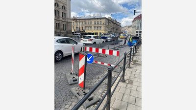 Комунальні служби використовують засоби для тимчасового регулювання руху, які місту передав Фрайбург