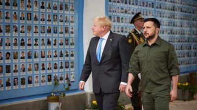Політолог розповів, якою буде підтримка України Британією після відставки Джонсона