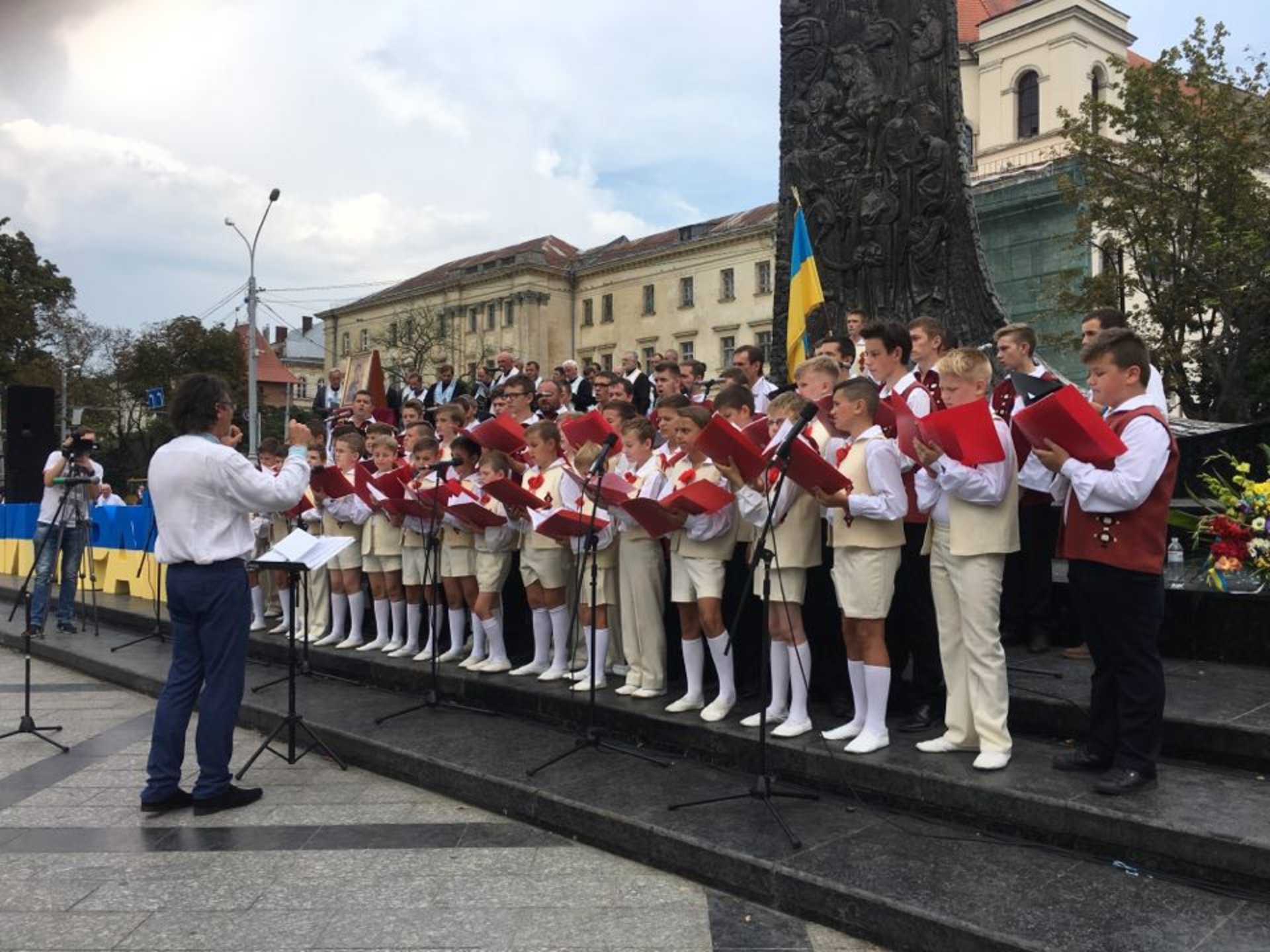 З нагоди Дня Незалежності «Дударик» виконав акафіст