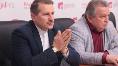 Садового закликали підтримати Порошенка на виборах