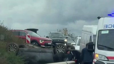 Біля Львова перекинувся автомобіль