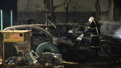 Рятувальники показали наслідки ворожого ракетного удару по спальному району Миколаєву
