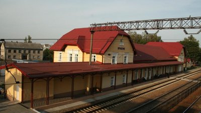 На станції Красне у нічний час на вокзалі закриватимуть зал очікування