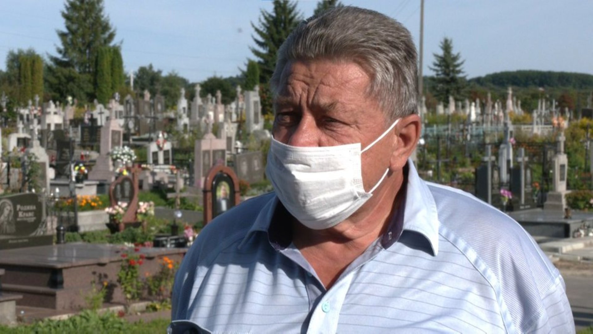 Мешканець Львівщини облаштував цвинтар на чужих земельних ділянках, фото Суспільне
