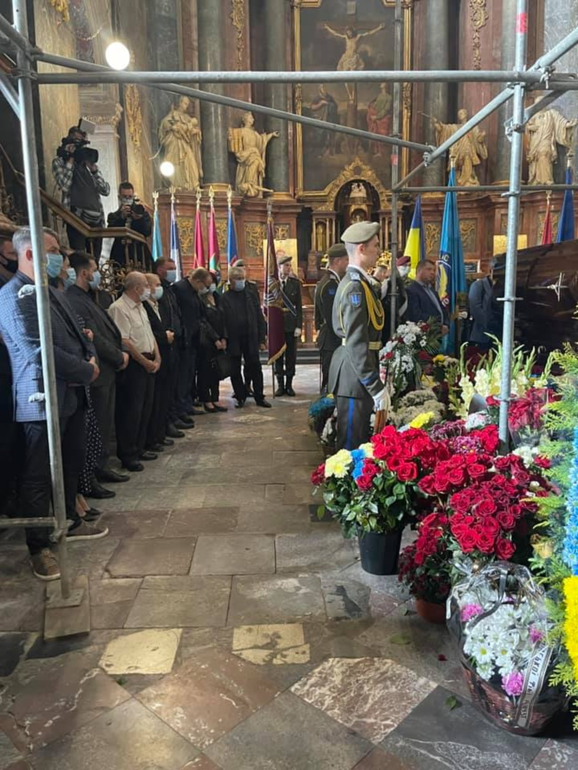 Львів провів в останню путь Івана Маланича, фото Олег Синютка