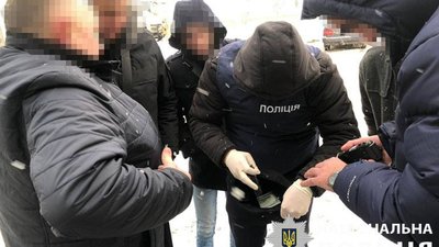 У Львові на хабарі у 1 500 доларів США затримали лісничого