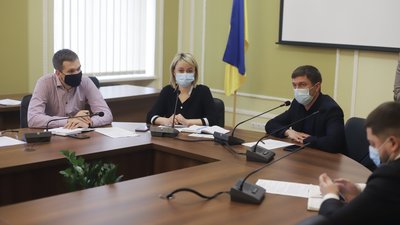 На Львівщині збільшать кількість «ковідних» ліжок у лікарнях