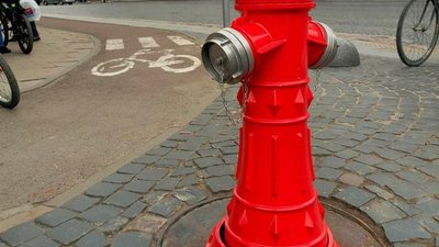 Скандал із гідрантами у Львові: у Садового кивають на рятувальників